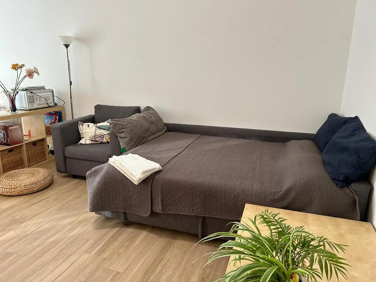Central Modern Apartment Бари